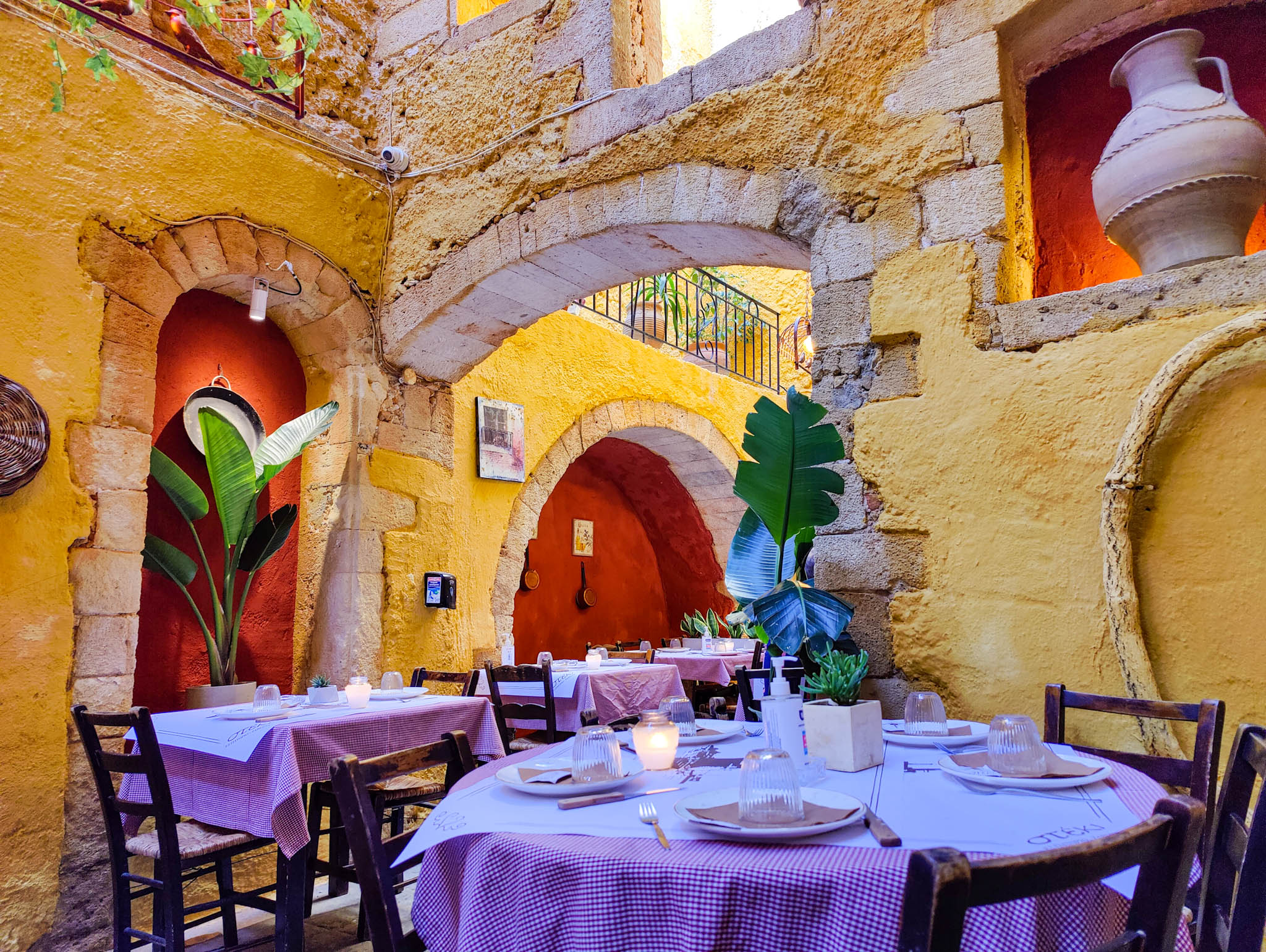 Steki Restaurant Greek restaurant on the Island of Crete, famous for its excellent Greece food