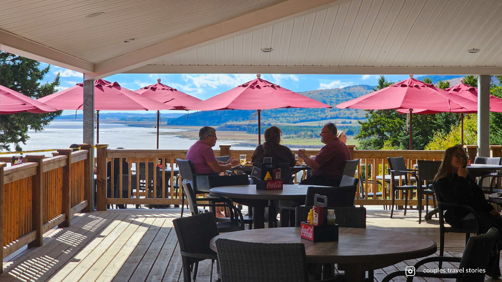 Hopewell Rocks Provincial Park high tide cafe restaurant